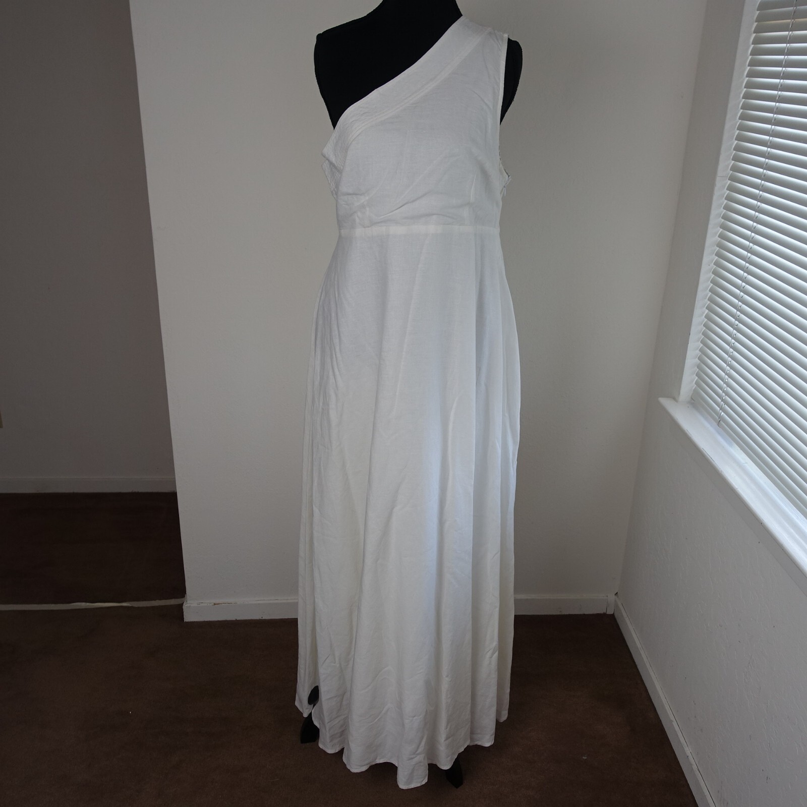 Picture 1 of 10