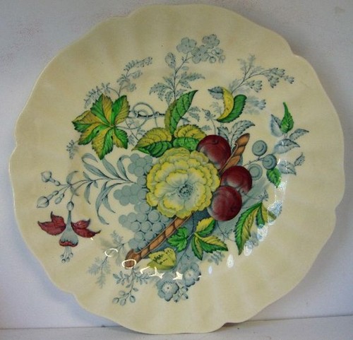 Royal Doulton THE KIRKWOOD Multicolored Bread Plate ~More Items Available - Picture 1 of 2