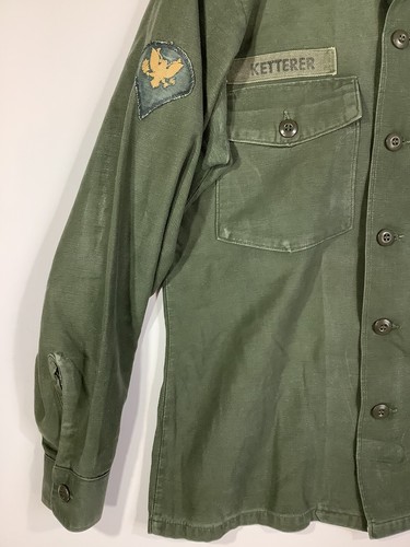 Camicia vintage epoca Vietnam esercito militare USA OG-107 raso di cotone verde sm con nome - Foto 3 di 9