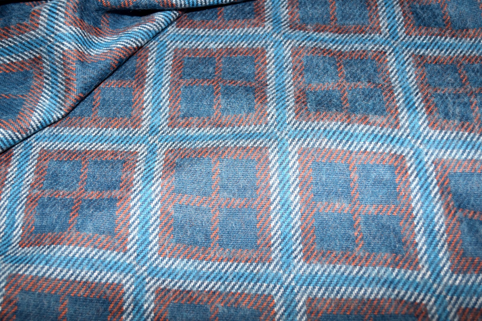 Picture 4 of 6