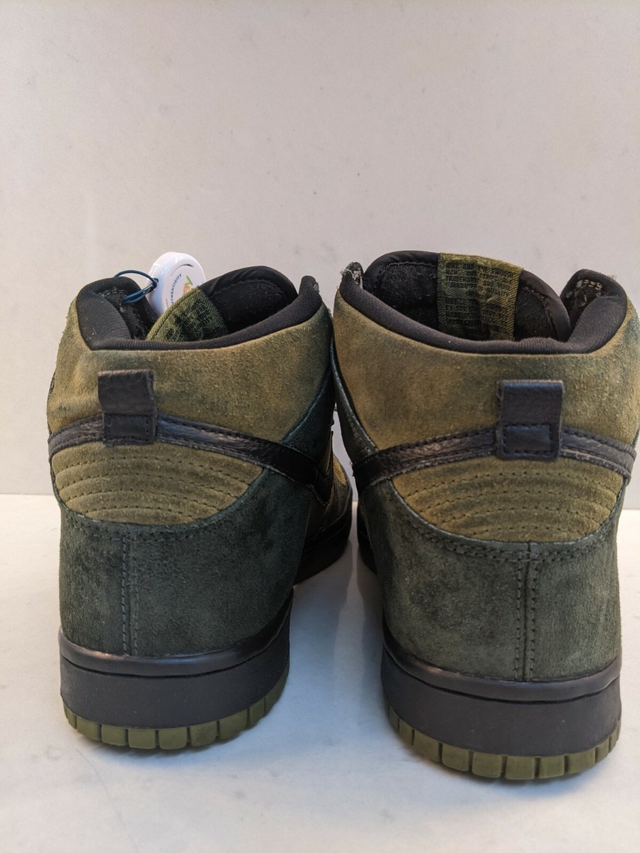 Rare Nike SB Dunk Hulk US 8.5 (Todd Jordan, 4/20 Skunk Suede)