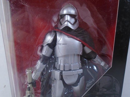 Hasbro 2015--Star Wars The Black Series--Figura Capitán Phasma (Nuevo)  - Imagen 2 de 7