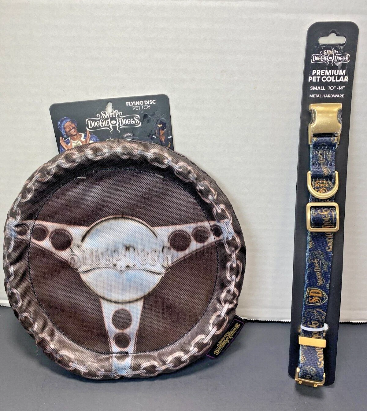 SNOOP DOGGIE DOGGS PREMIUM PET COLLAR SIZE SMALL ( 10-14" ) & TOY FLYING DISC