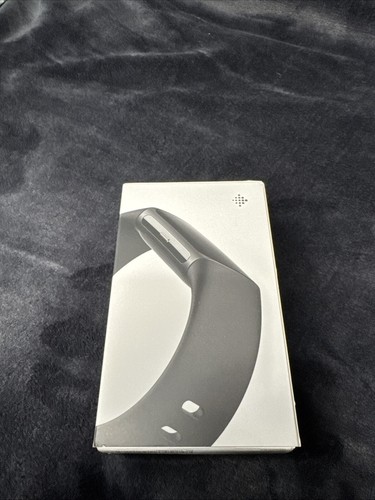 Fitbit Charge 6 Activity Tracker - Obsidian/Black (Brand New & Sealed) RRP £139 - Picture 3 of 10