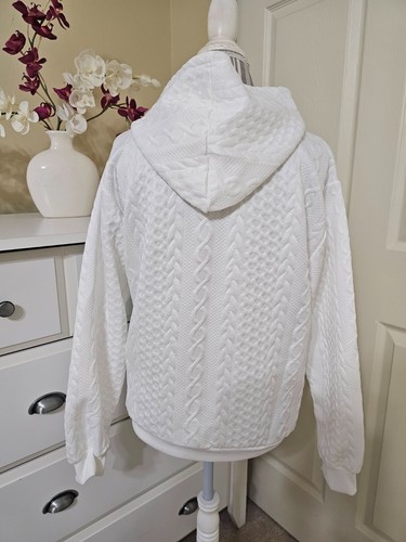 Akiihool Women's White Cable Knit Textured Pullover Hooded Sweatshirt Sz. M - Picture 9 of 17