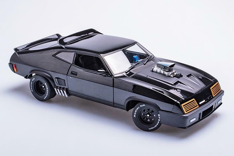 Ford XB Falcon V8 Interceptor- Tuned Version- Mad Max 1 18 Scale Autoart A72775 Ford XB Falcon V8 Interceptor- Tuned Version- Mad Max 1 18 Scale Autoart A72775