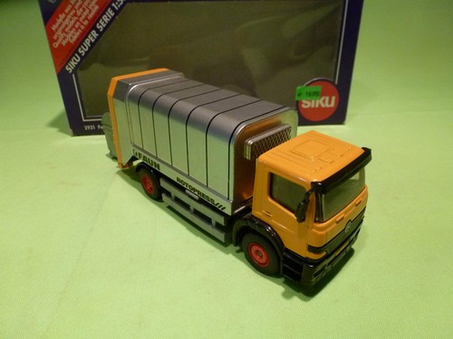 SIKU 2931 MERCEDES BENZ REFUSE TRUCK - 1:55 - GOOD CONDITION IN BOX - Imagen 2 de 7