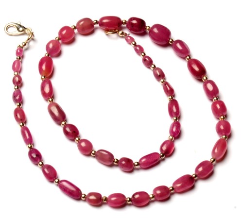 Collar de 16,5" de piedras preciosas de zafiro rosa natural de 5 a 9 mm con forma de pepita - Imagen 2 de 9