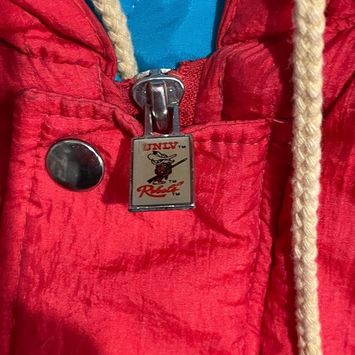 UNLV Rebels Vintage Padded Jacket with Hood University Nevada Las Vegas Size M - Picture 8 of 16