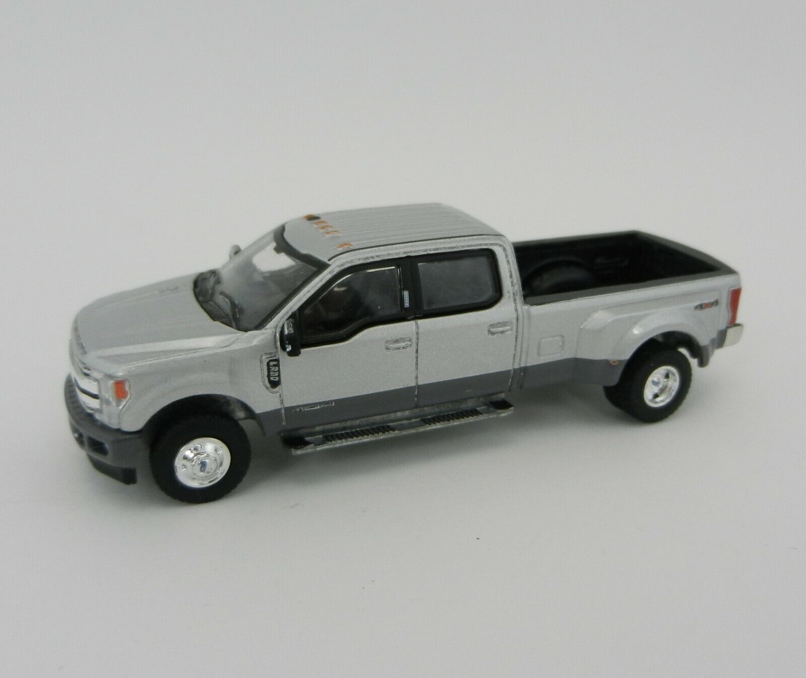Picture 3 of 5