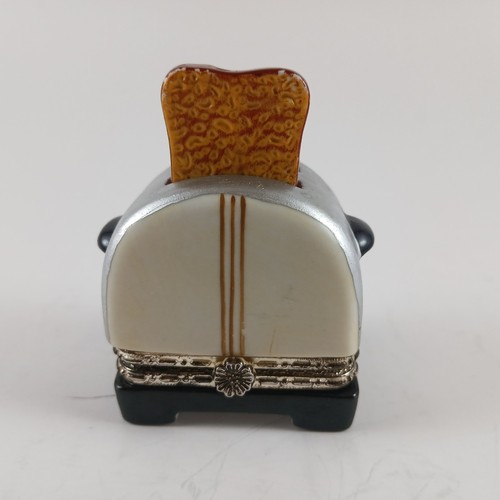 Cooking Club of America Trinket Box Toaster with Toasted Bread Slices Mini Toast - Picture 2 of 7