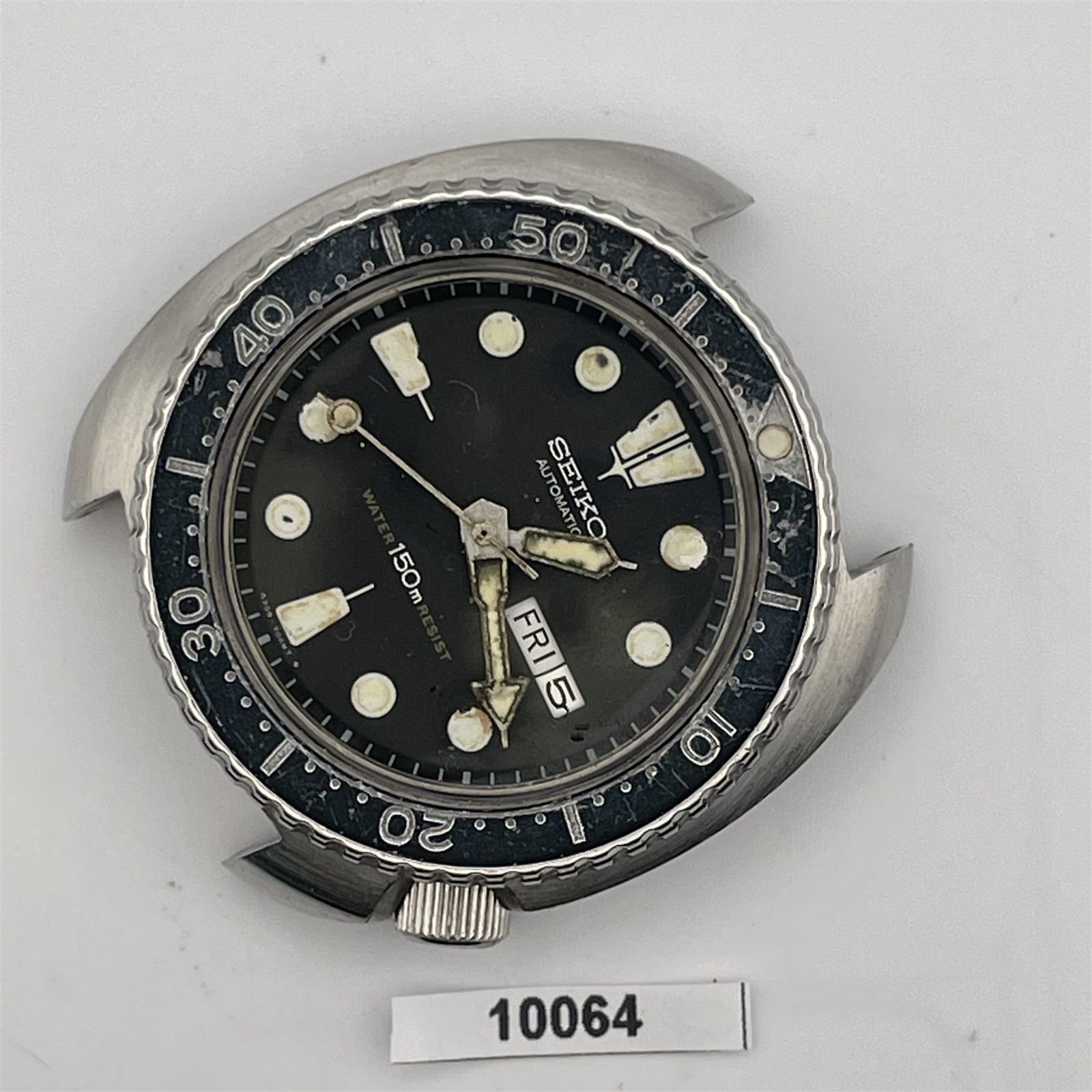 Foto 1 di 6