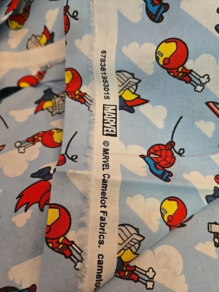 Daring Kawaii Avengers 1 Yarda X 44" Tela de Algodón Precortada NUEVO Marvel Baby Little Foto 2 de 4
