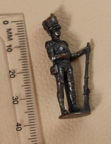 SMALL NAPOLEONIC? SOLDIER BRONZE COLOUR METAL 40MM HIGH #WFJ24