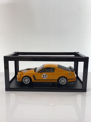 AUTOart Diecast Car YLW
