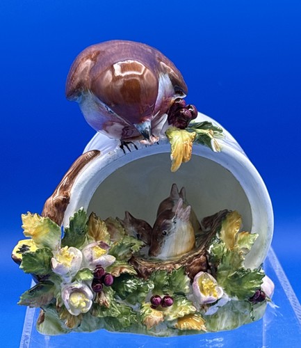 Old Royal Adderley Bone China Robin & Young Figurine Vintage England Read Desc