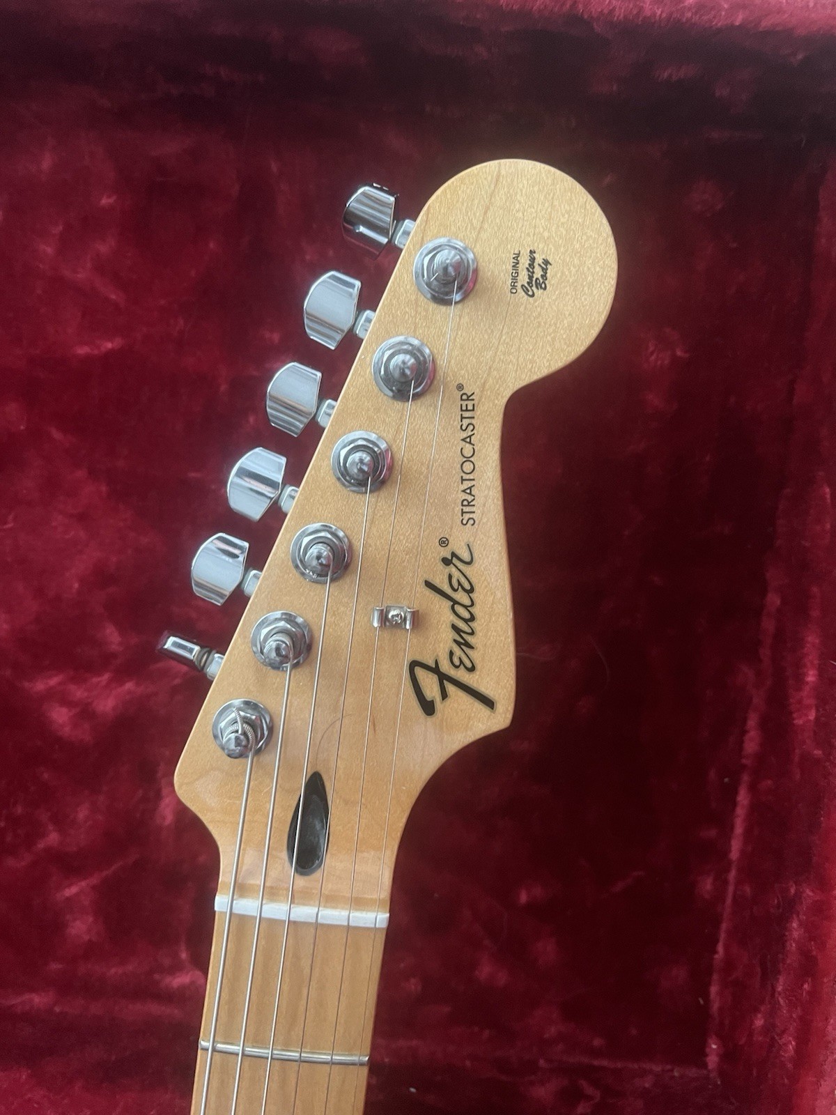 2013 MIM White Fender Stratocaster Electric Guitar W/ Gator Hard Case