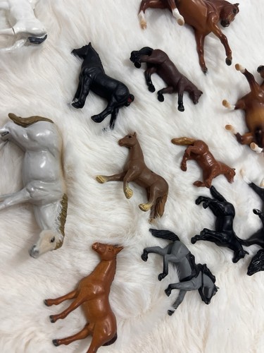 Lotto cavalli vintage Breyer Reeves mini cavalli cavalli imperiali scuderie - Foto 4 di 5