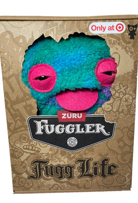 ZURU FUGGLER  FUGG LIFE 9'' CHUM CHUM Blue Silver Teeth Target Exclusive  NIB!