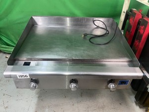 36” IMPERIAL Flat Griddle Nat gas Model ISAE-36 1” Plate Thermostatic 1956