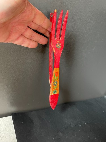 Vintage Farm House/Farmhouse Chic Wall Hook made from a Wooden Fork - Picture 6 of 6