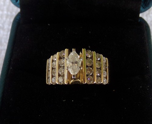 Anello di Fidanzamento Naturale Totale 1,5 ct Diamante Marchesa Oro 14k - Totale 25 Diamanti