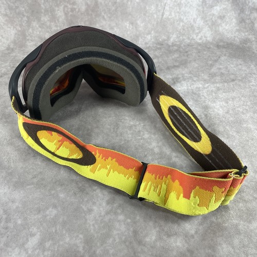 Oakley O-Frame Red Orange Yellow Snow Ski Goggles Goggles OS - Picture 6 of 10