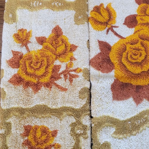 GINDI International 1970’s Harvest Gold Floral Retro Bath Towel & Hand Towel Set - Picture 2 of 7