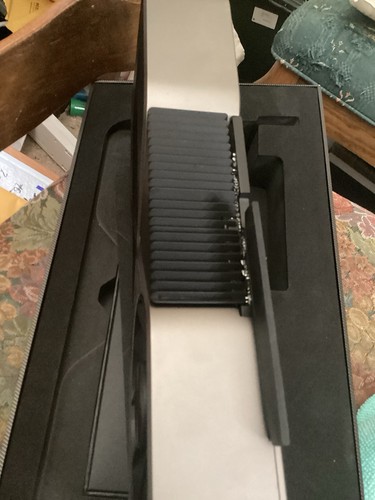 NVIDIA GeForce RTX 3090 Founders Edition 24GB GDDR6 Graphics Card - Afbeelding 9 van 13