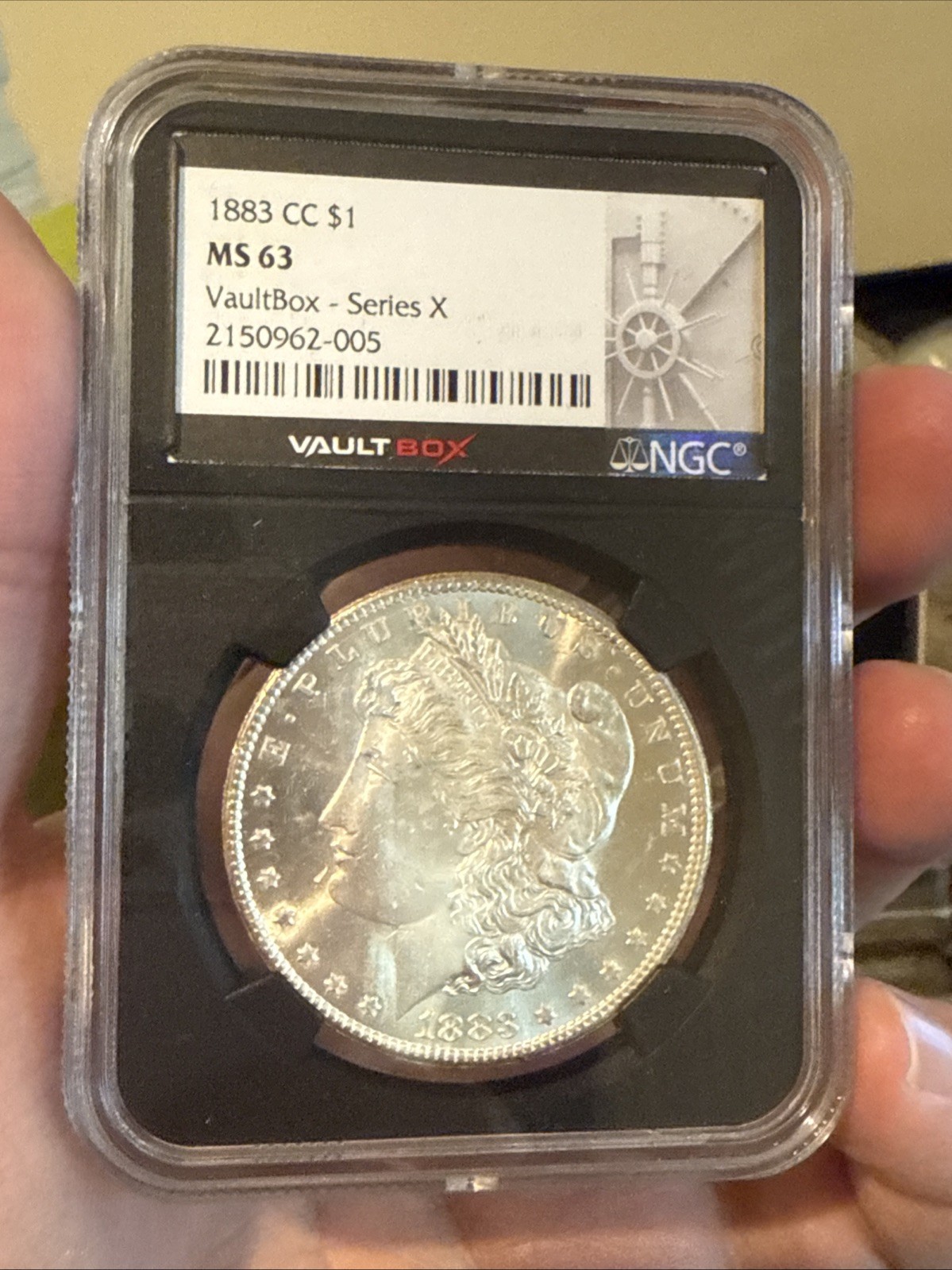 Picture 1 of 8