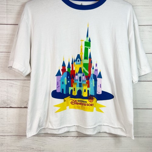 Disney Parks Shanghai Disney Resort Castle Custom Cropped T-Shirt Size L - Picture 5 of 9