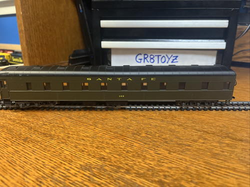 HO SCALE Vintage RIVAROSSI SANTA FE 146 MADE IN ITALYSLEEPER PERSONENZUGWAGEN - Bild 1 von 12