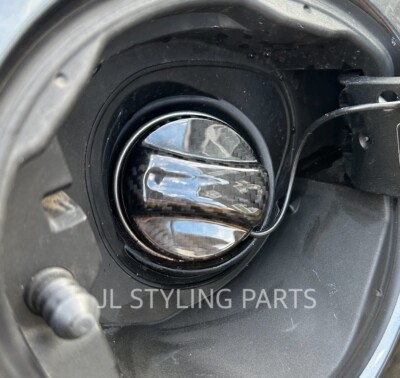 Echt Kohlefaser Tankdeckel Blende für BMW 1er F40 F20 F21 E82 E87 E88