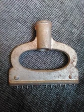 Vintage  Carpet Stretcher  " head only"