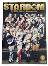 STARDOM Guidebook Autograph by Mayu Iwatani Viper Toni Storm Mandy Leon＋2 AEW