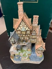 David Winter Quindene Manor 1997 LIMITED EDITION 1037/3000 Celebrating 15 Years