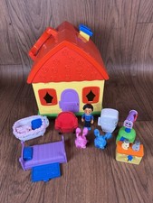 Blues Clues Playhouse Plus Figures And Accessories