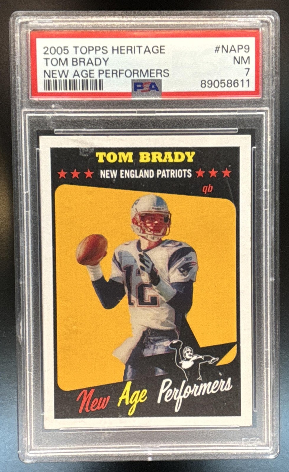 2005 Topps Heritage NAP9 Tom Brady New Age Performers New England Patriots PSA 7