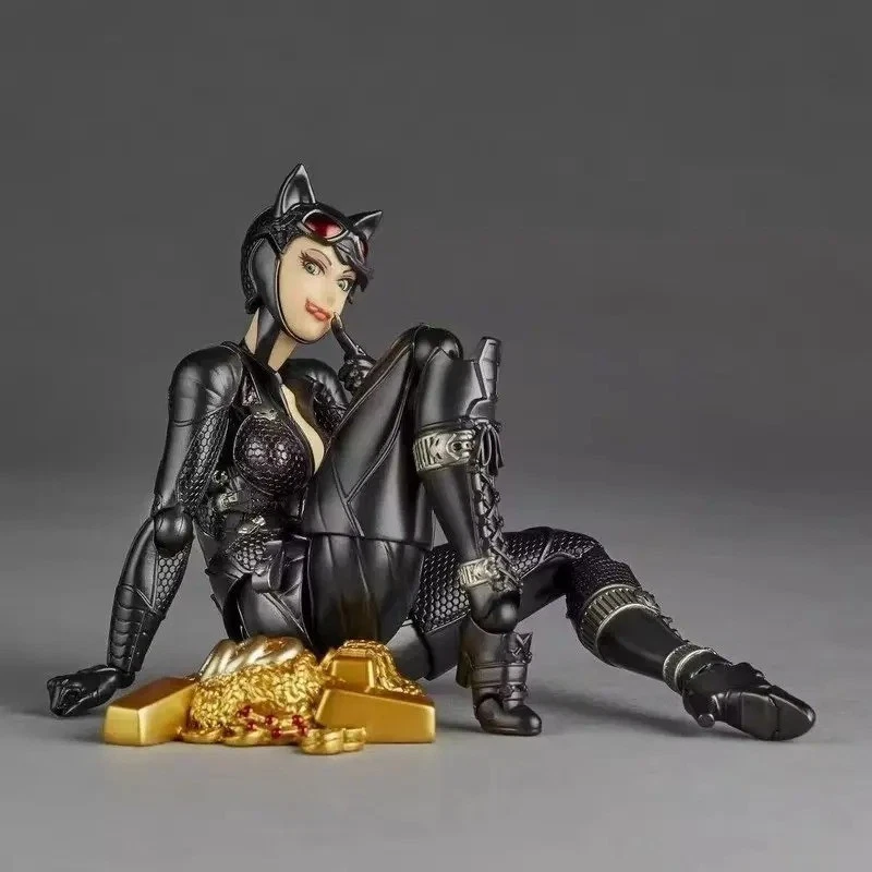 🔥McFarlane DC Multiverse Deluxe Theatrical Edition Catwoman Presale 🔥 - Image 4 of 4