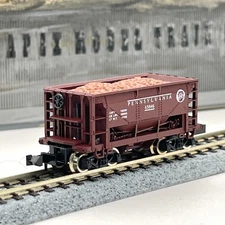 Atlas N Scale 3222 Pennsylvania 70 Ton Ore Hopper Car with Load PRR 63846