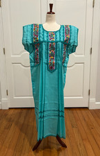 hand embroidery dress, Mexican dress, Oaxaca dress.