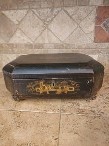 Rare 1800's Antique Chinese Gilt Lacquered Tea Caddy