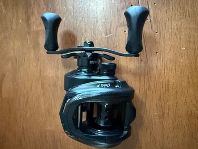 Abu Garcia Revo4 X Right Hand Baitcast Fishing Reel 6.6:1 Black