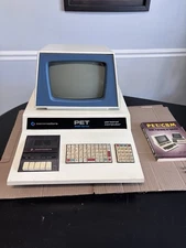 Commodore PET 2001-8 Series Vintage 1980's Computer for Parts or Restoration