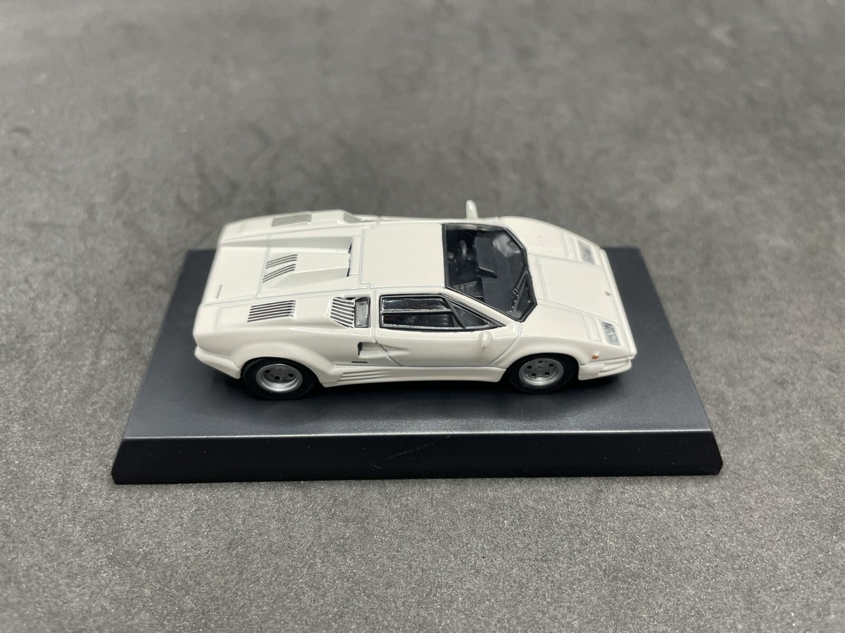 Kyosho 1/64 Lamborghini 4 countach 25th Anniversary white