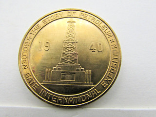 HK 483 1940 PETROLEUM DOLLAR. SUPERB. !!!