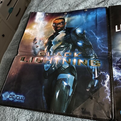 2 San Diego Comic Con 2017 2018 Swag Bag Lot Set DC display picture 1
