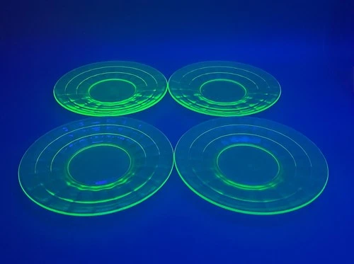 Anchor Hocking Green Uranium 6.25” Glass Dessert Plates, Block Optic, Set of 4