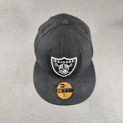 Las Vegas Raiders New Era 59FIFTY Mens Sz 7 3/8 Black Fitted Hat NFL Shield Cap