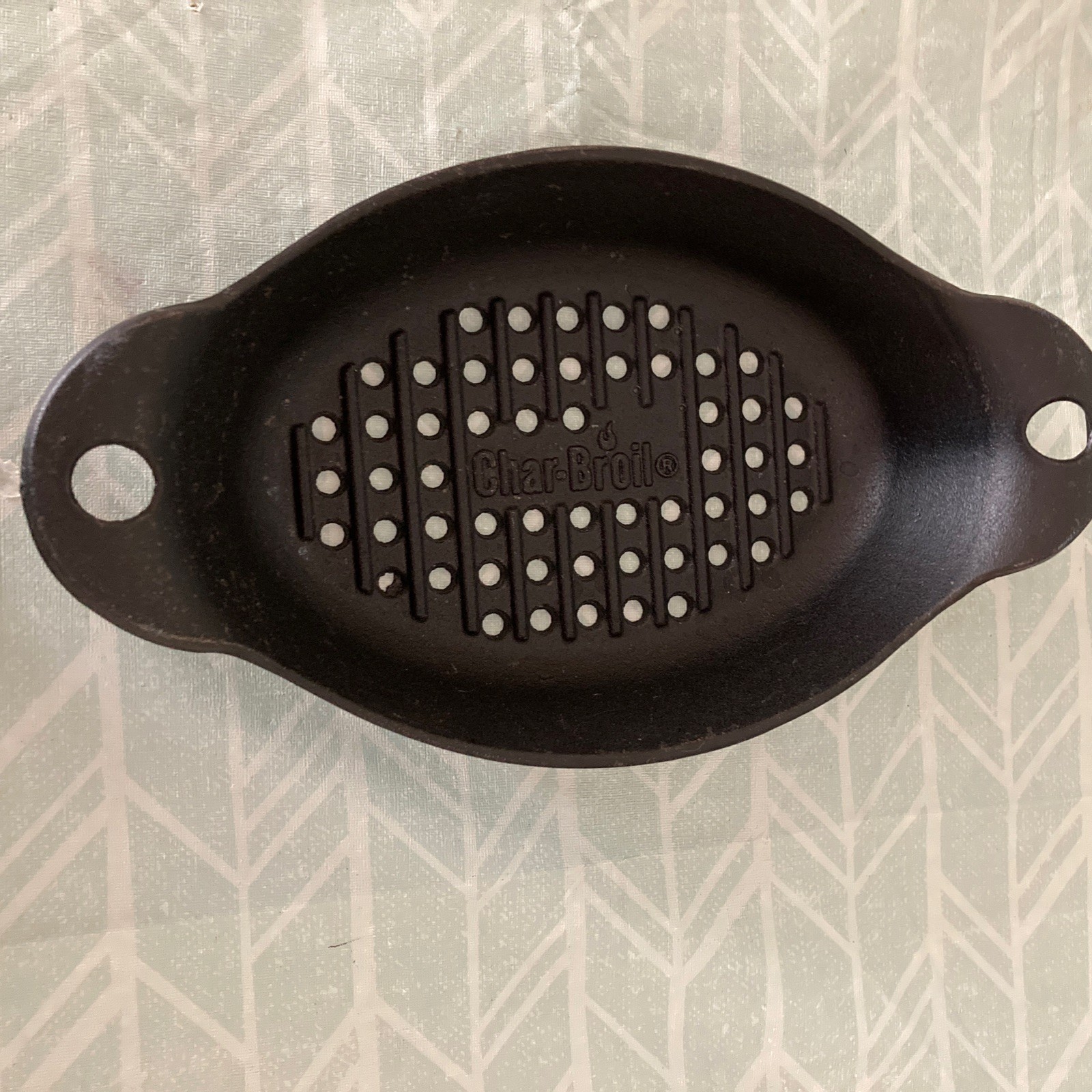 Char-Broil Oval Cast Iron Grilling Pan 12 1/4" x 6 1/2"